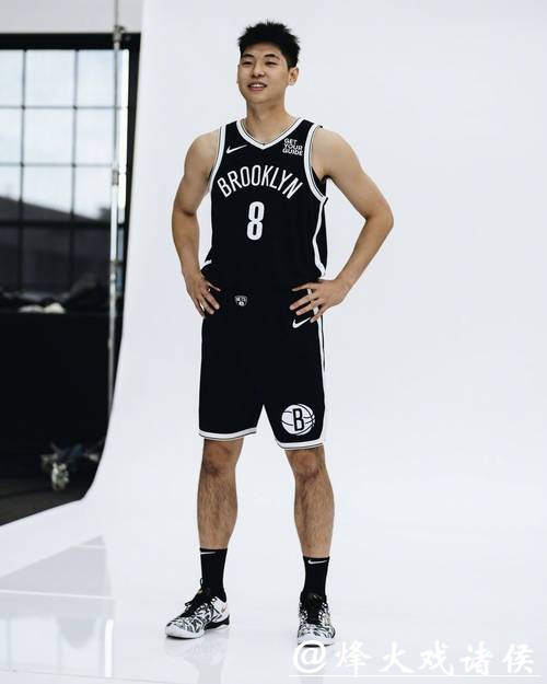 三分8中4！崔永熙发展联盟砍14分4板2助3断2帽